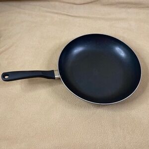IMUSA Nonstick Frying Pan Skillet Cookware Black Kitchen Restaurant Home Use GUC